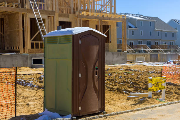 Portable Toilet Options We Offer in Hinsdale, IL